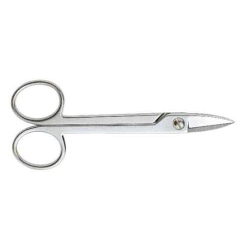 Kikuwa bonsai pruning - kikuwa, shears